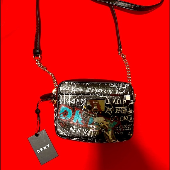 Dkny Handbags - Bag for women! DKNY Black